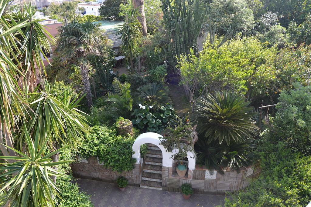 Piccolo Tirreno Hotel Residence Procida Exterior foto